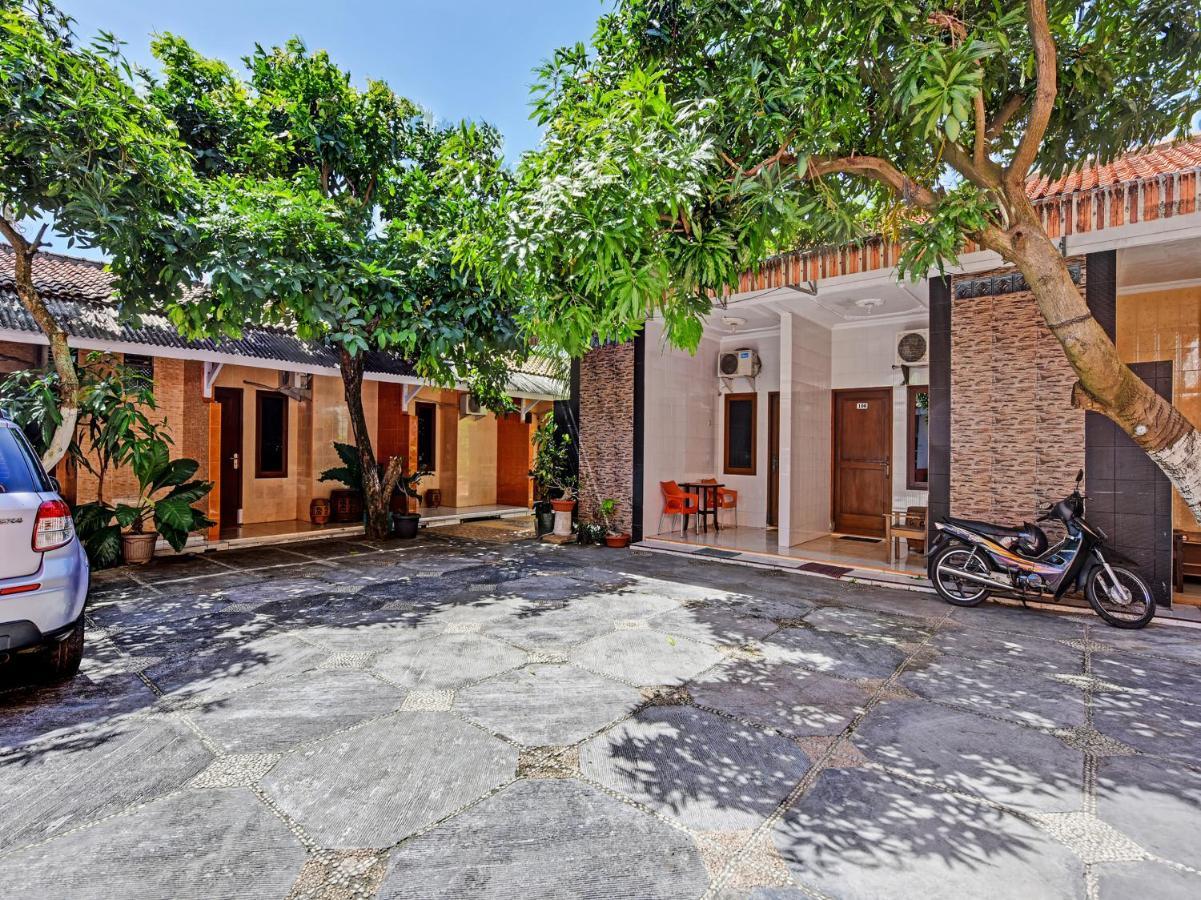 Collection O 91489 Hotel Tanjung Permata ชีลาชัป ภายนอก รูปภาพ